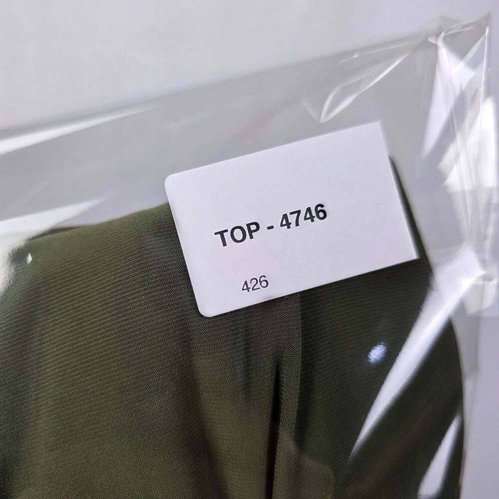 Anne Klein Olive Ruffle Blouse Keyhole Small - Picture 7 of 7
